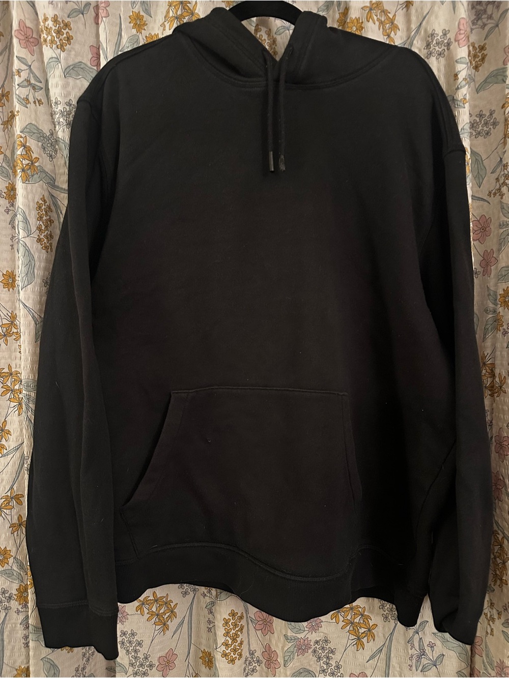 DSG Black Pullover Hoodie Sweatshirt